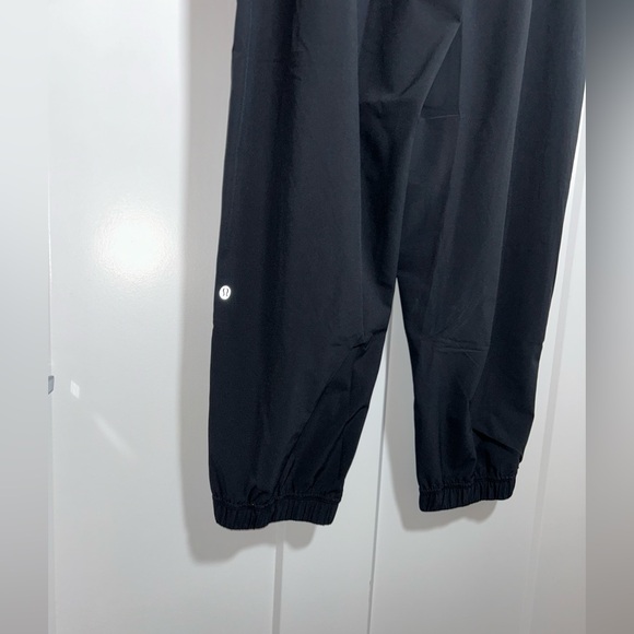 lululemon black jogger track pants NWT - Picture 15 of 15